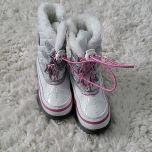 Toddler snow boots